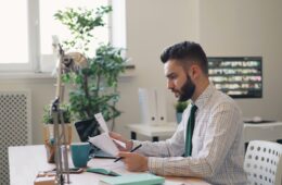 How to Summarize a Long PDF Report Using AI for Free (2026 Guide)
